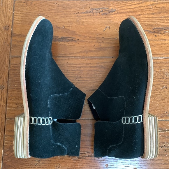 Clarks Edenvale Bella Ankle Boot Women’s Black Suede Contrast Stitch Size 8 - Picture 5 of 11